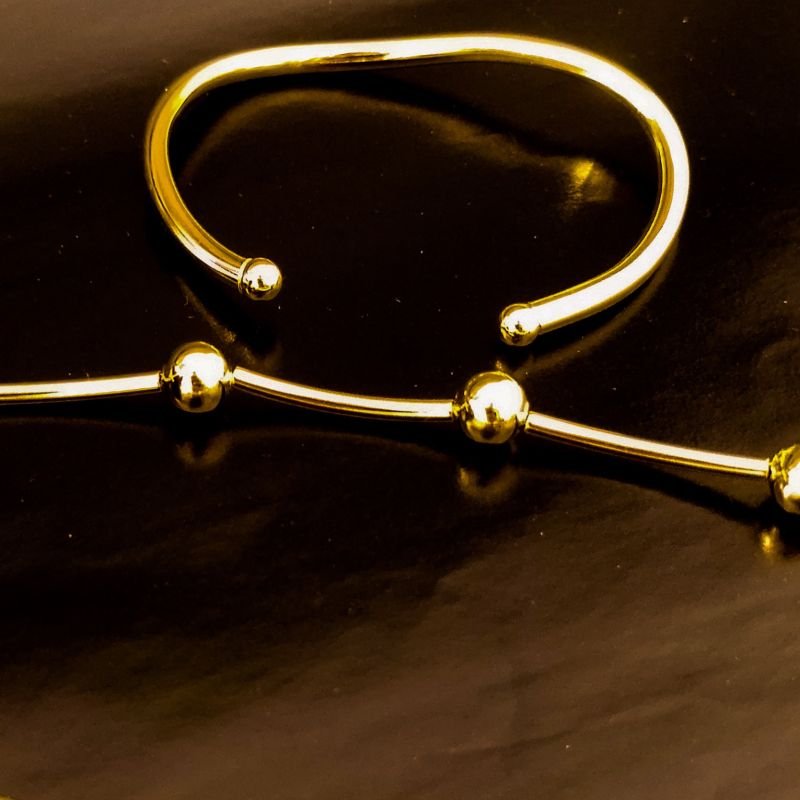 CHOCKER BOLINHAS LISAS